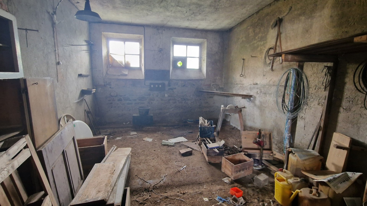 BORGOMANERO  - SANTA CRISTINA - Vendita