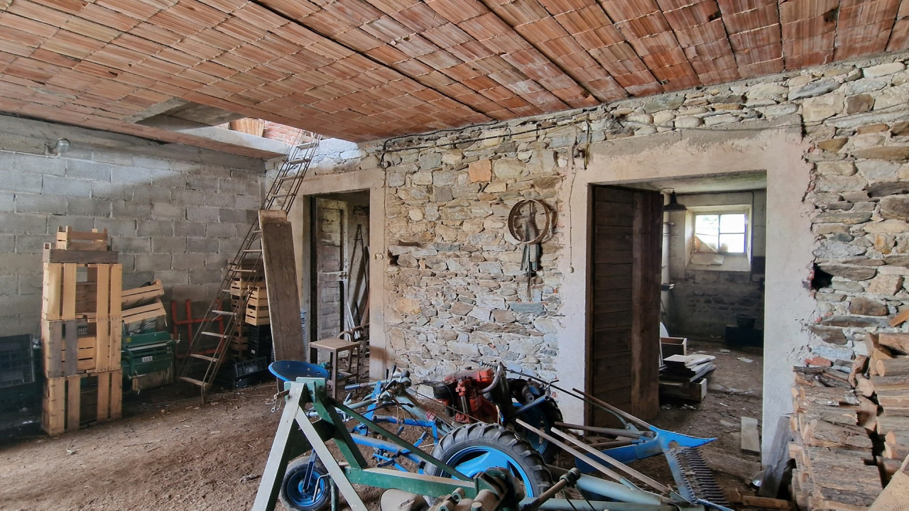 BORGOMANERO  - SANTA CRISTINA - Vendita